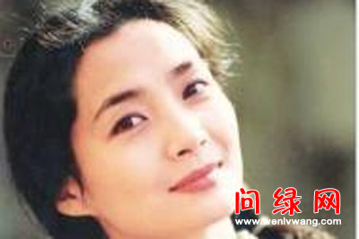 李婷.jpg
