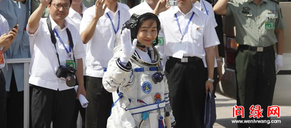 δ-1.jpg